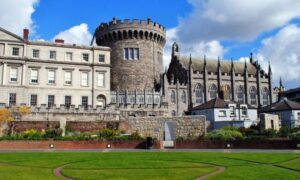 Temukan Tempat Wisata dan Sejarah di Waterford, Irlandia